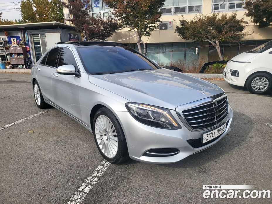 Mercedes-Benz S-Class W222 фото 11