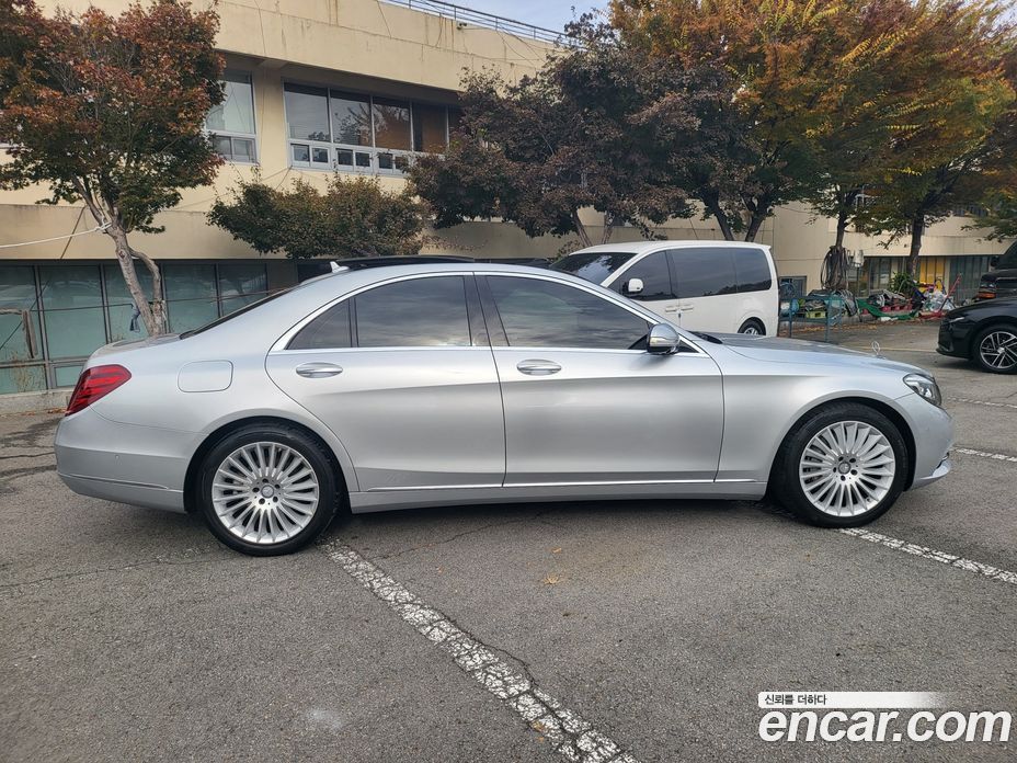 Mercedes-Benz S-Class W222 фото 12