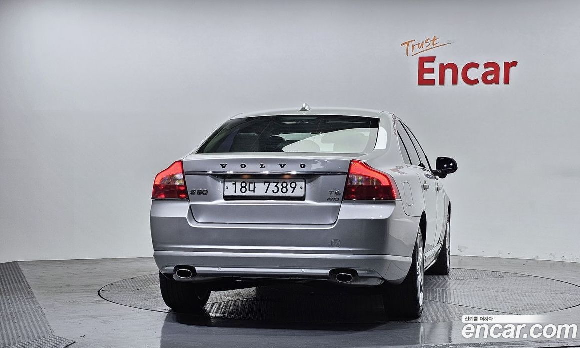 Volvo S80 фото 4