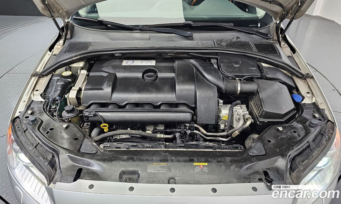 Volvo S80 фото 6