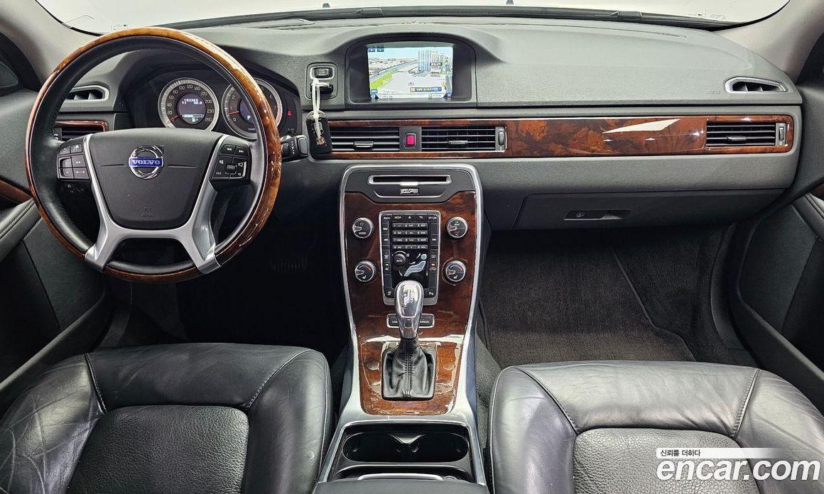 Volvo S80 фото 7