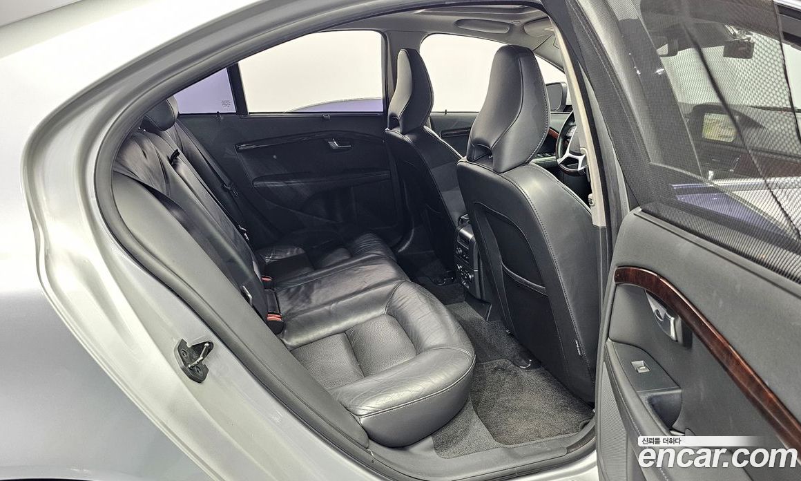 Volvo S80 фото 12