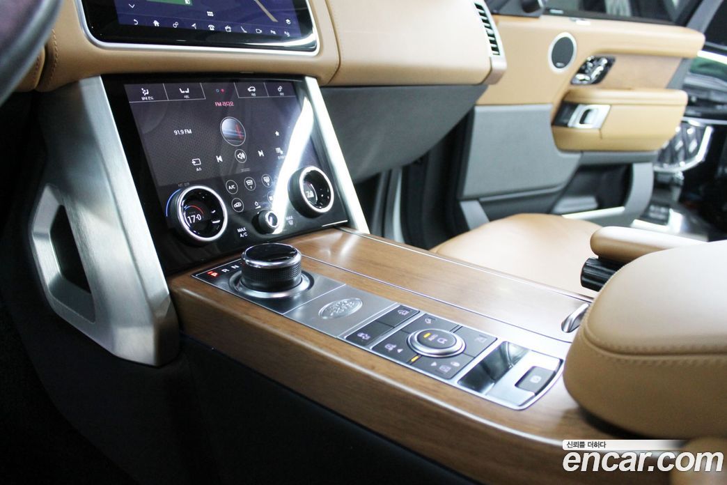 Land Rover Range Rover 4th Gen фото 16