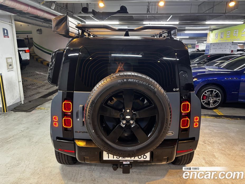 Land Rover Defender (L663) фото 4