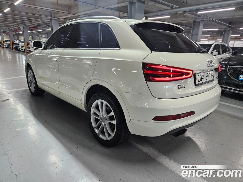 Audi Q3 фото 2