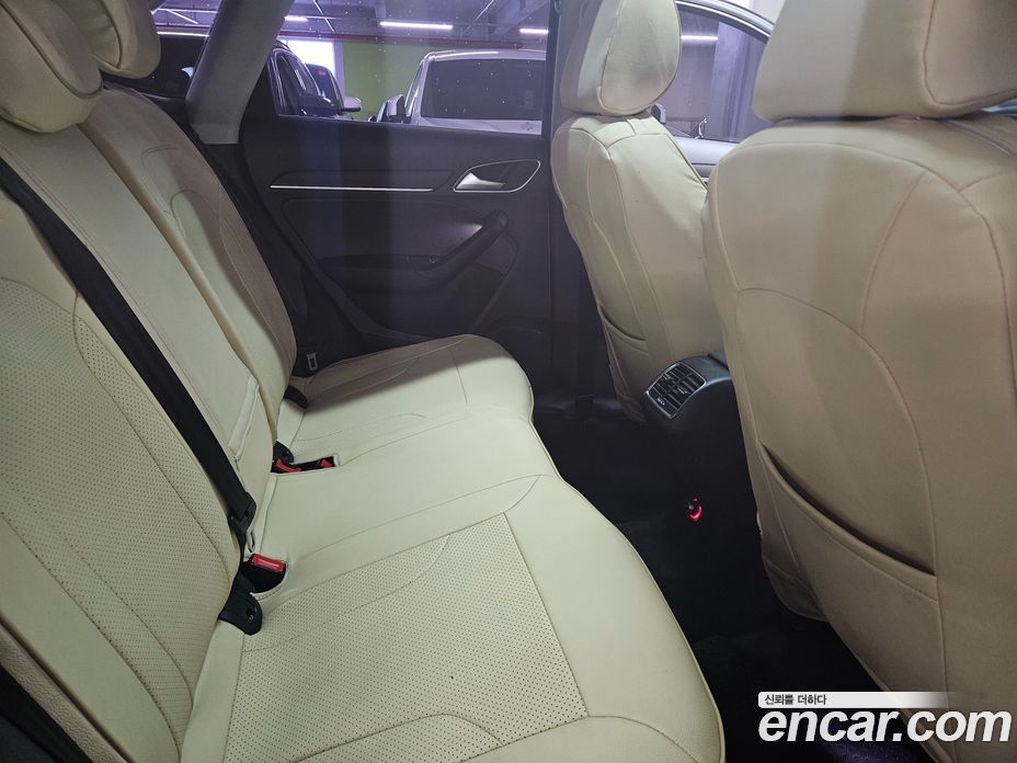 Audi Q3 фото 11