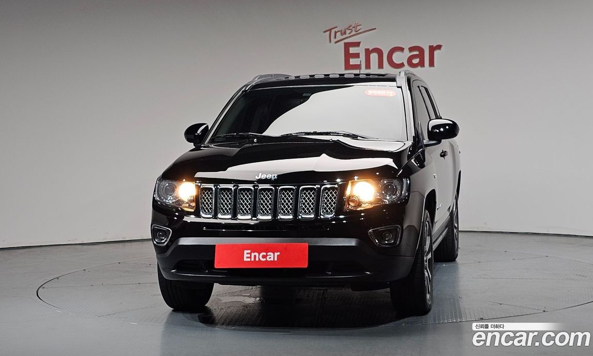 Jeep Compass фото 3