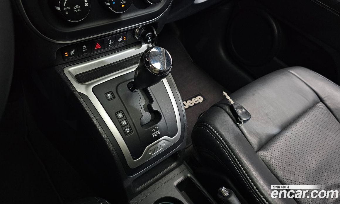 Jeep Compass фото 9