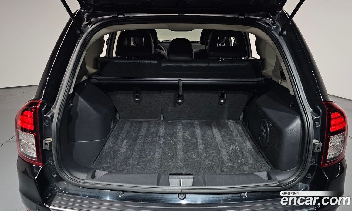Jeep Compass фото 20