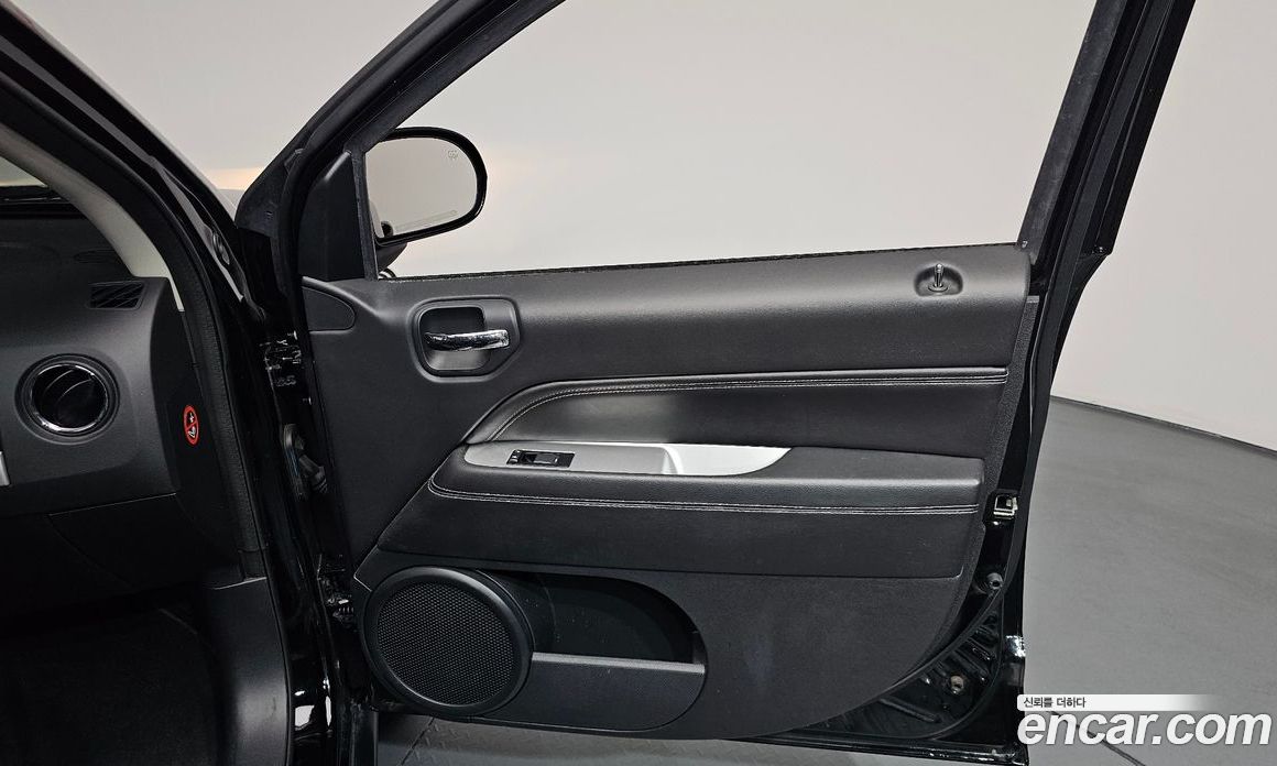 Jeep Compass фото 25