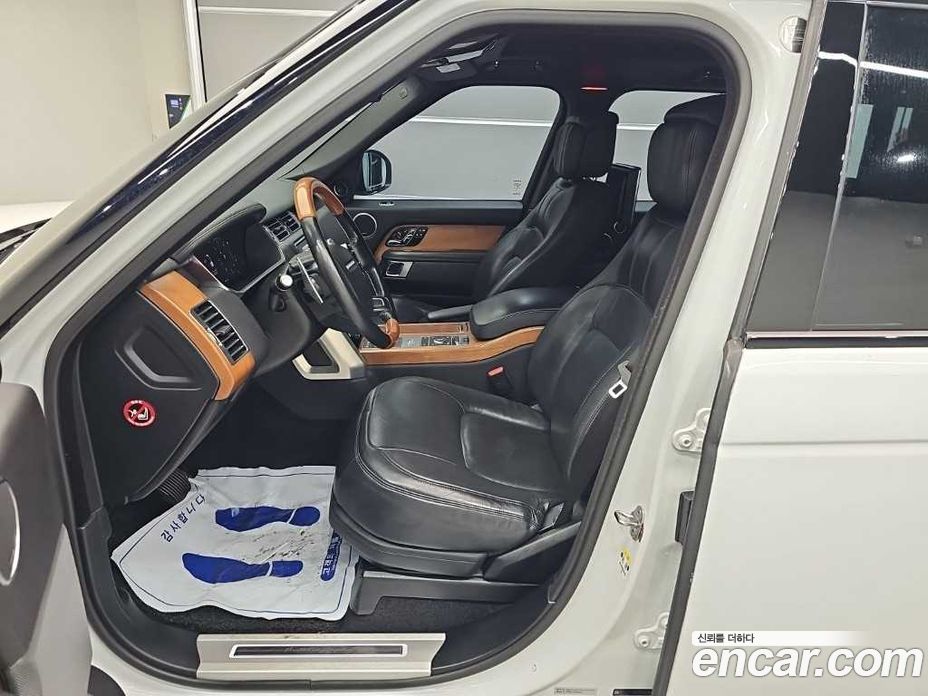 Land Rover Range Rover 4th Gen фото 11
