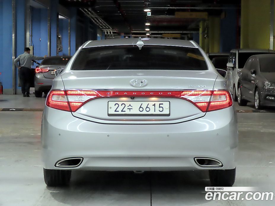 Hyundai Grandeur (HG) фото 3
