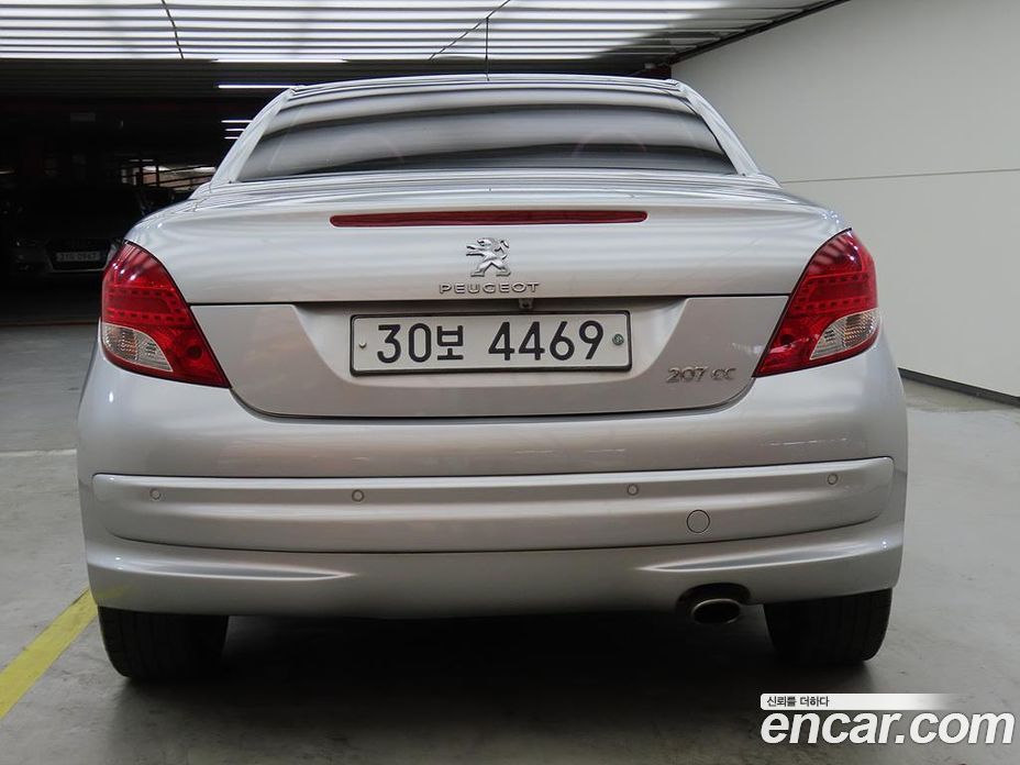 Peugeot 207CC фото 4