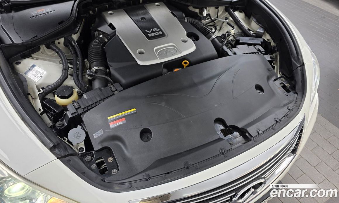 Infiniti M37 фото 6