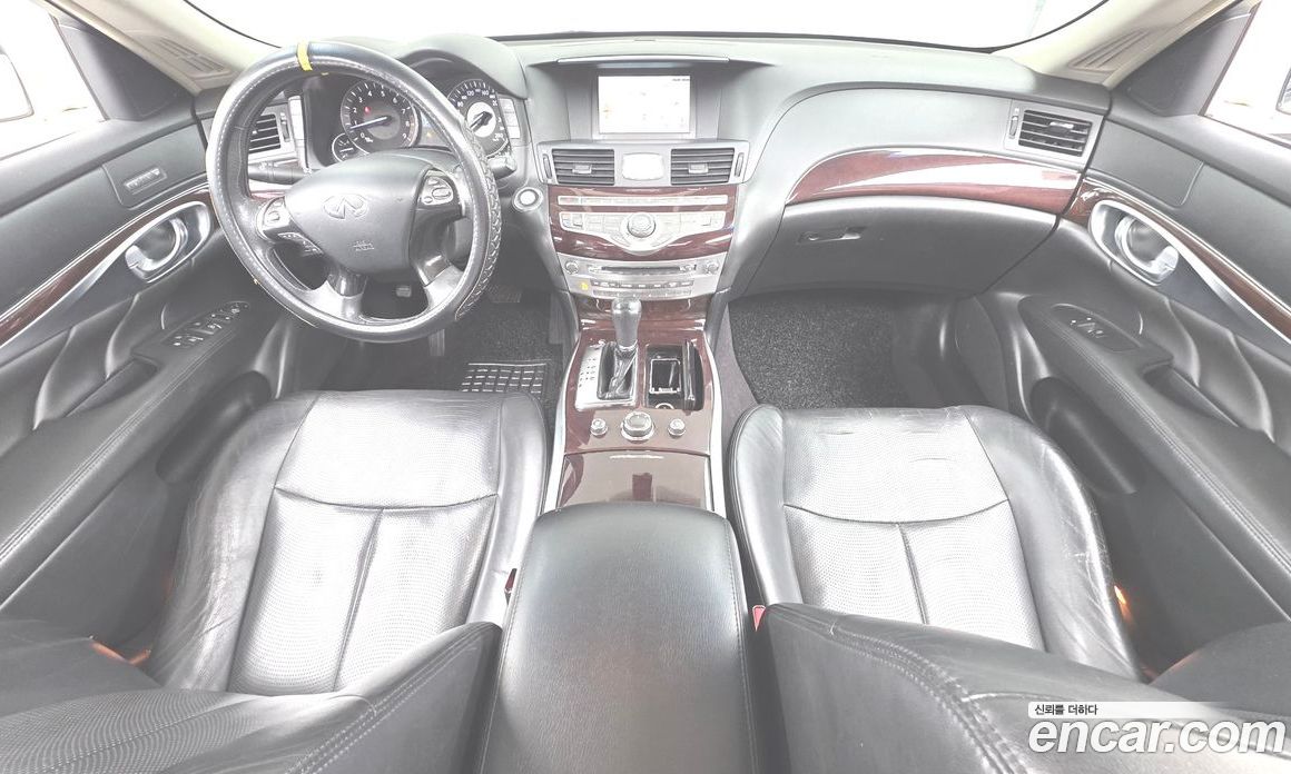 Infiniti M37 фото 7
