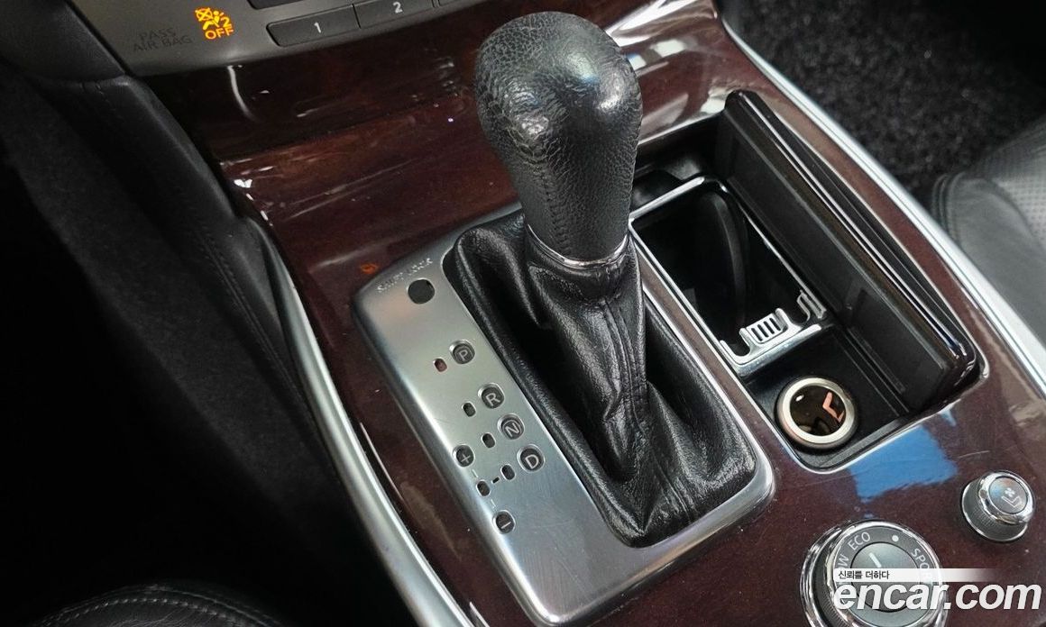 Infiniti M37 фото 9