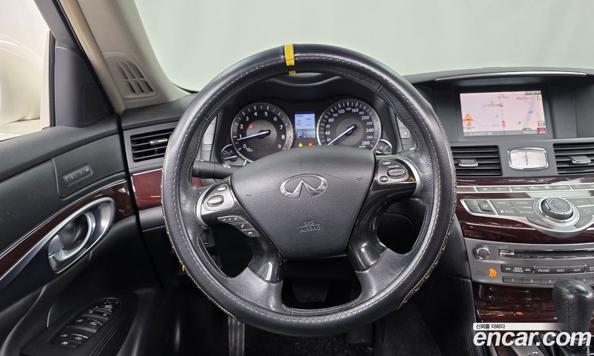 Infiniti M37 фото 12