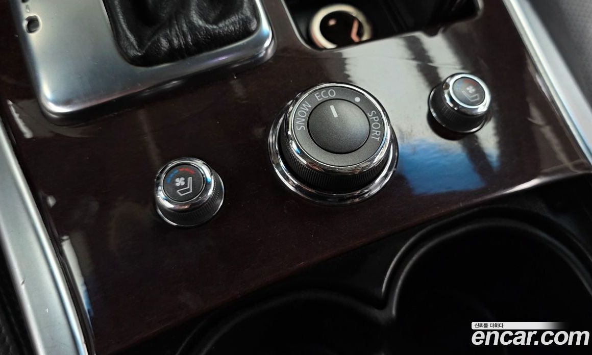 Infiniti M37 фото 18