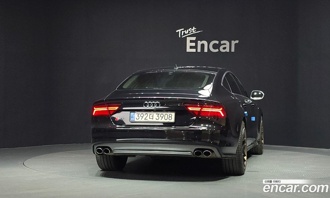 Audi S7 фото 4