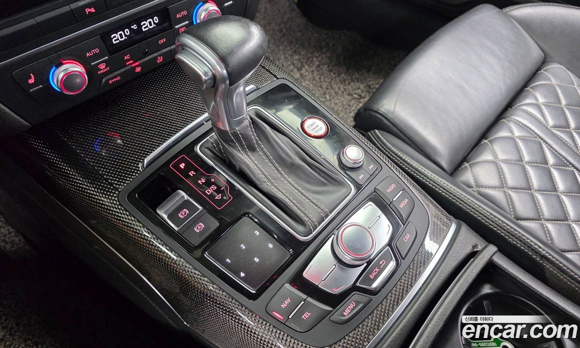 Audi S7 фото 9