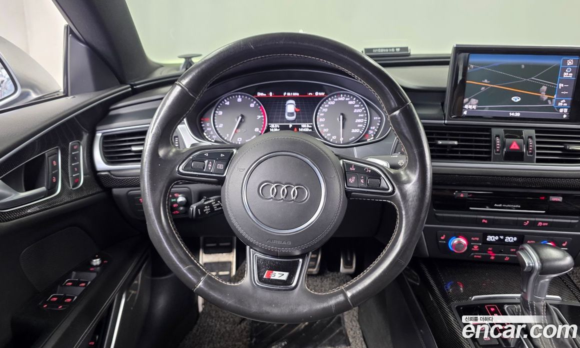 Audi S7 фото 13