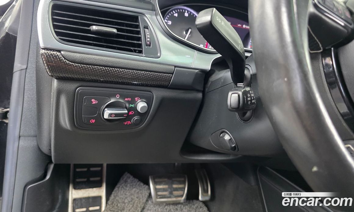 Audi S7 фото 16