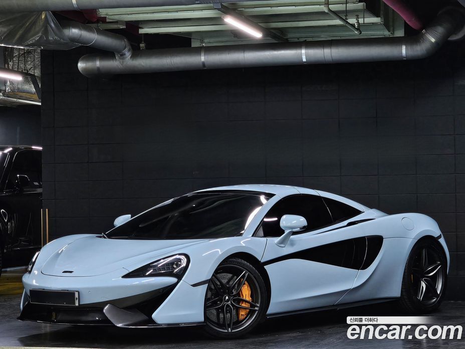 McLaren 570S фото 2