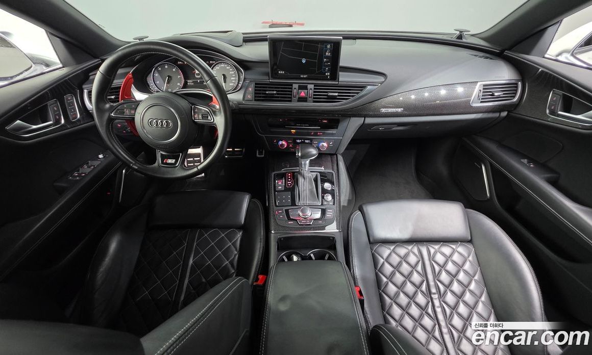 Audi S7 фото 7