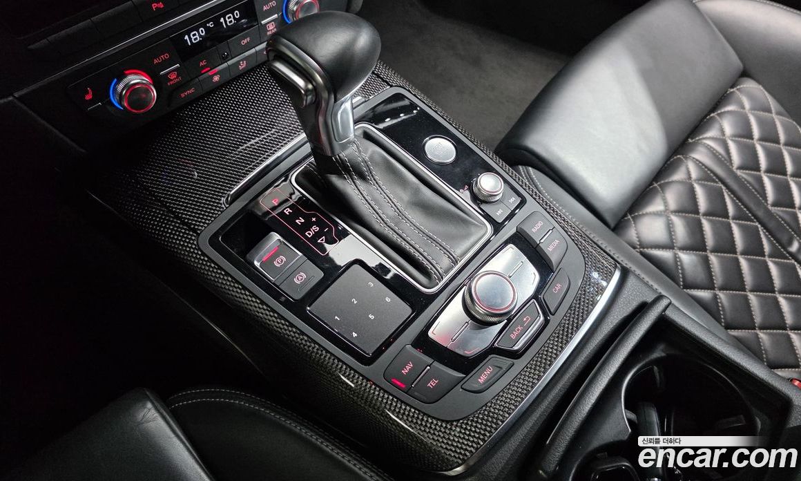 Audi S7 фото 9