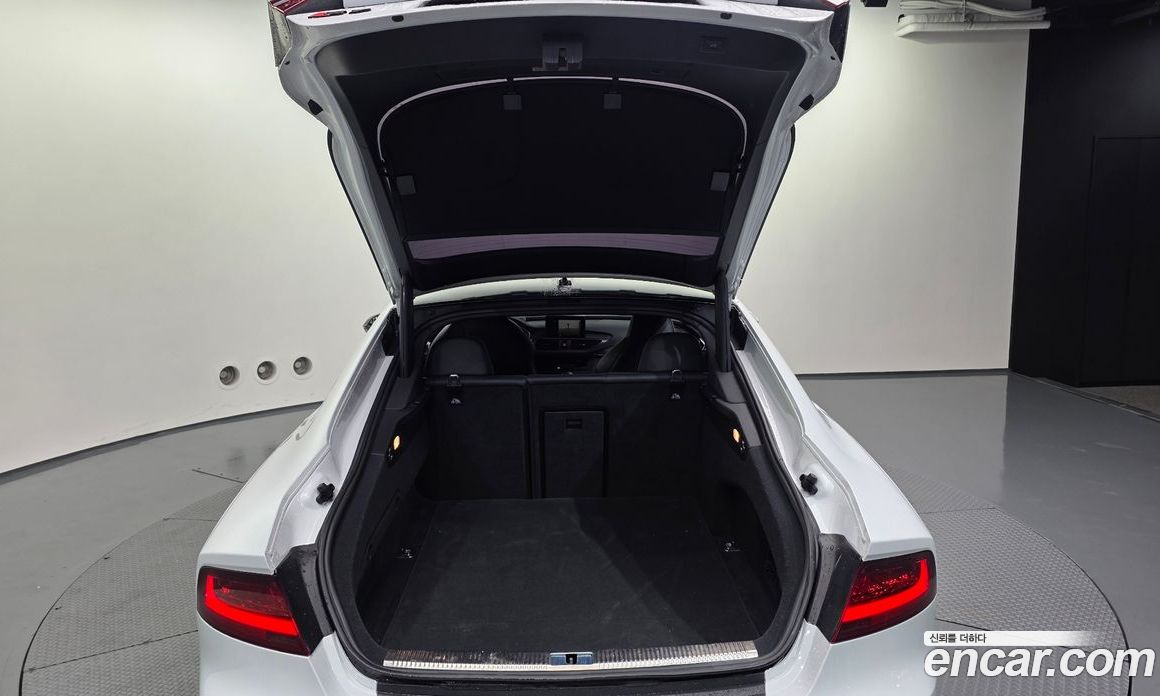 Audi S7 фото 20
