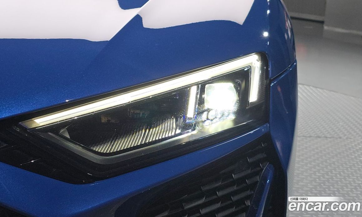 Audi R8 (4S) фото 22