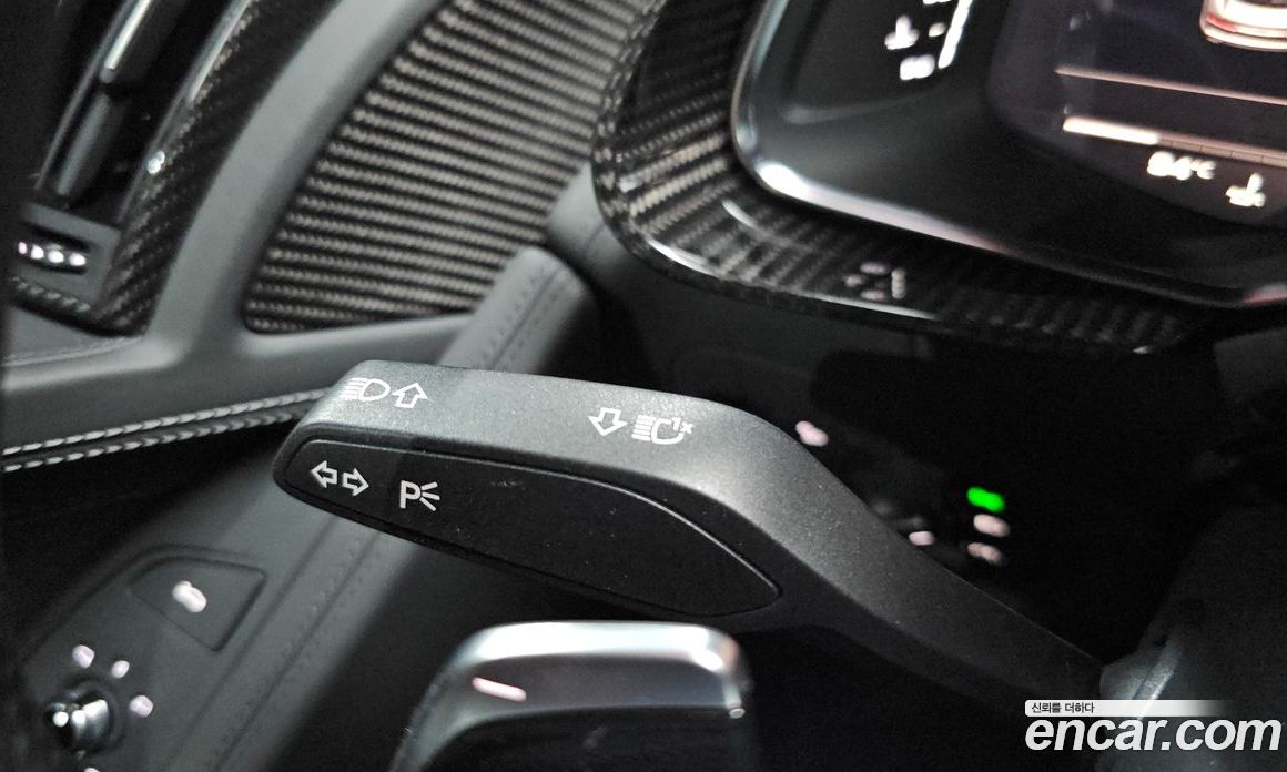Audi R8 (4S) фото 28
