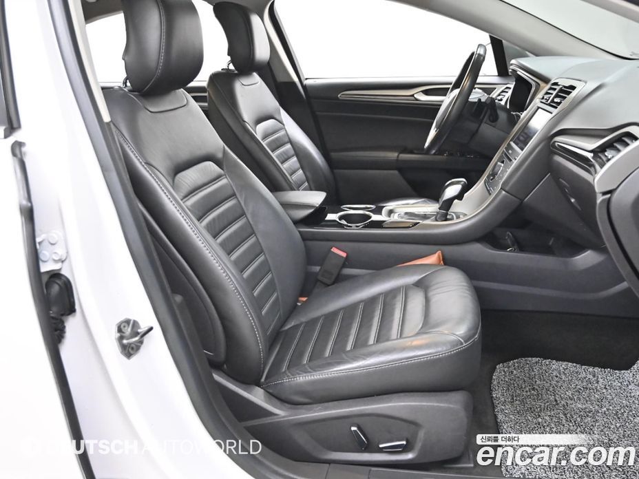 Ford Fusion фото 10