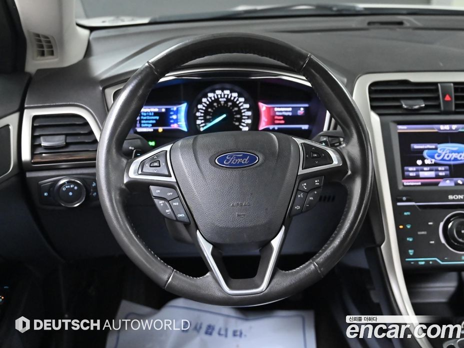 Ford Fusion фото 13