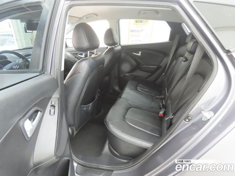 Hyundai Tucson ix Restyling фото 7