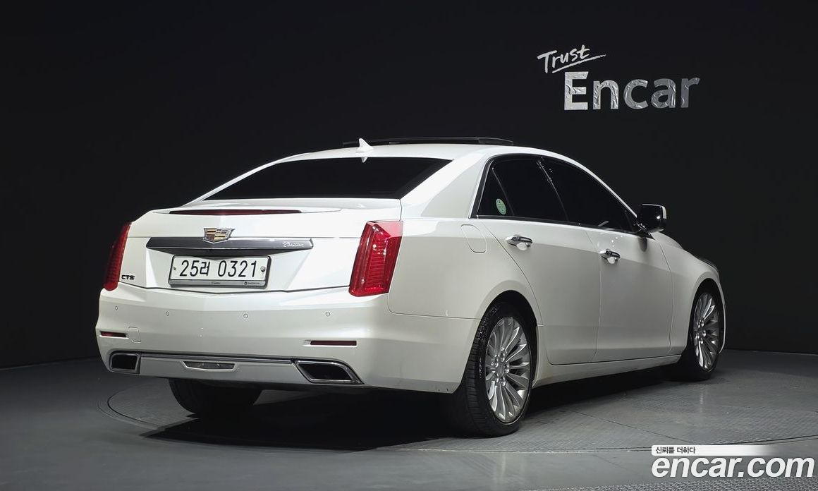 Cadillac CTS 3rd Gen фото 2