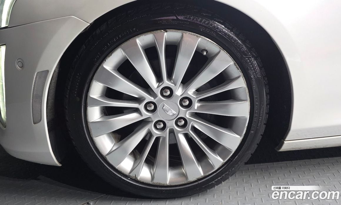 Cadillac CTS 3rd Gen фото 5