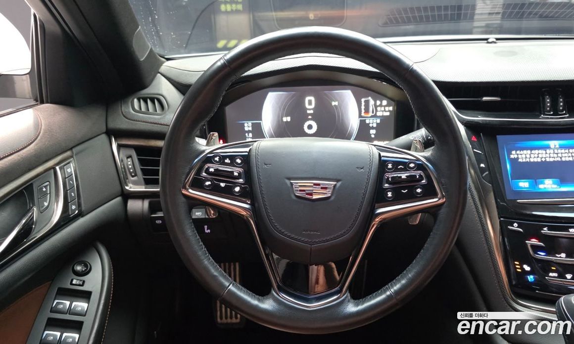 Cadillac CTS 3rd Gen фото 13