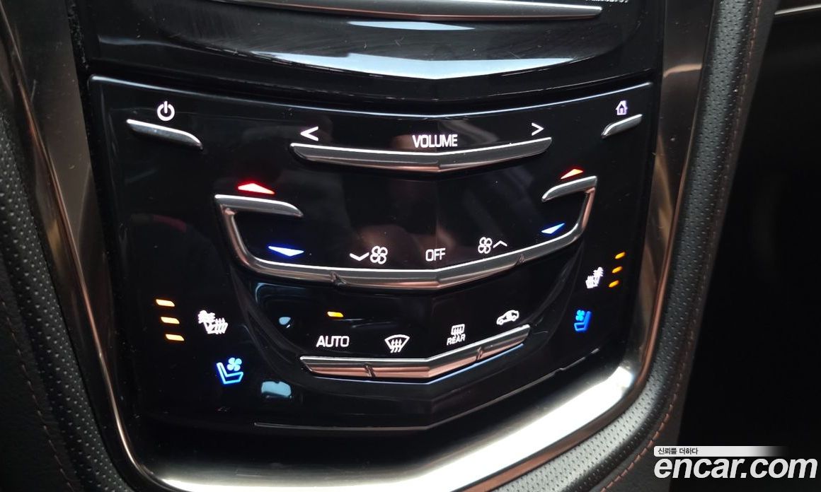 Cadillac CTS 3rd Gen фото 18
