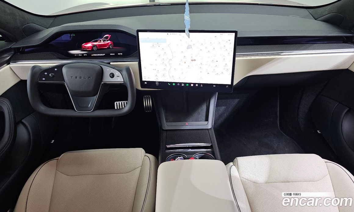 Tesla Model S фото 7