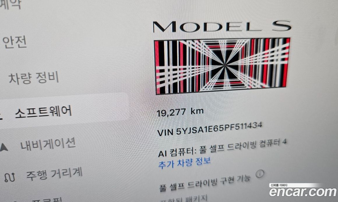 Tesla Model S фото 8