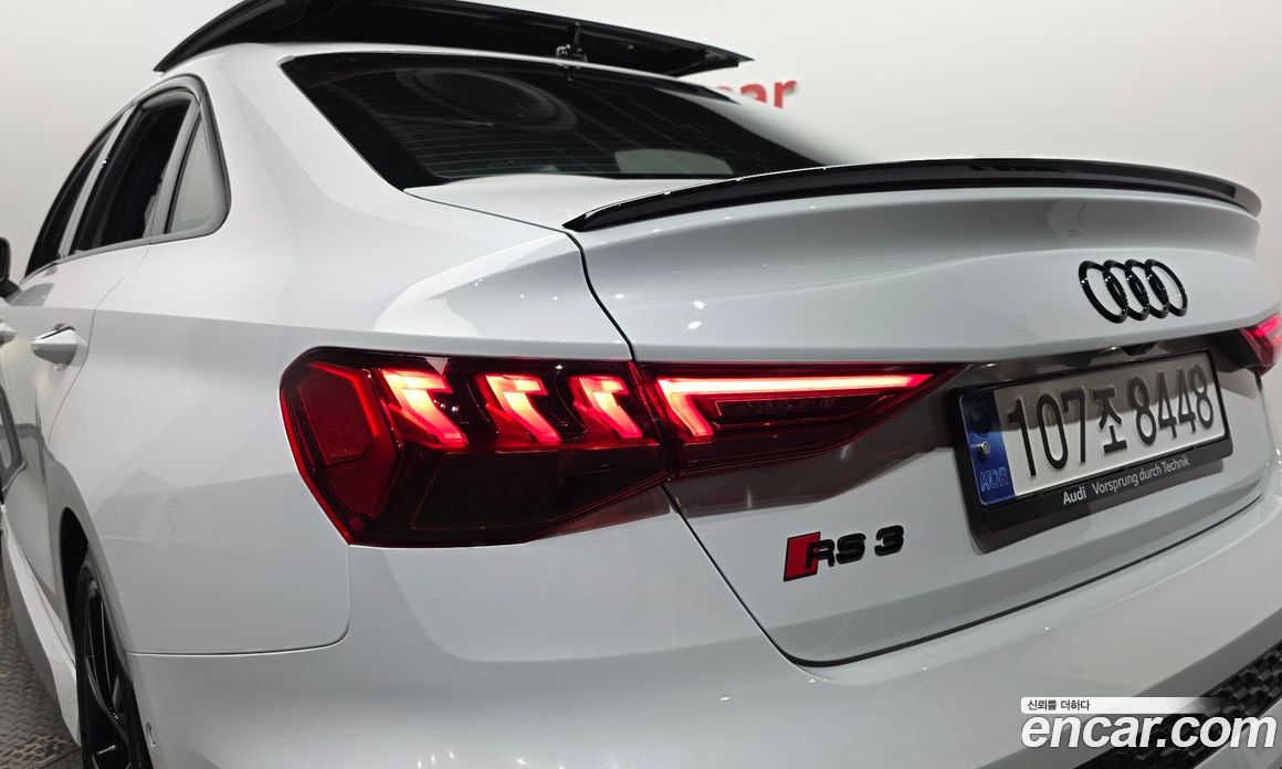 Audi RS3 (8Y) фото 23