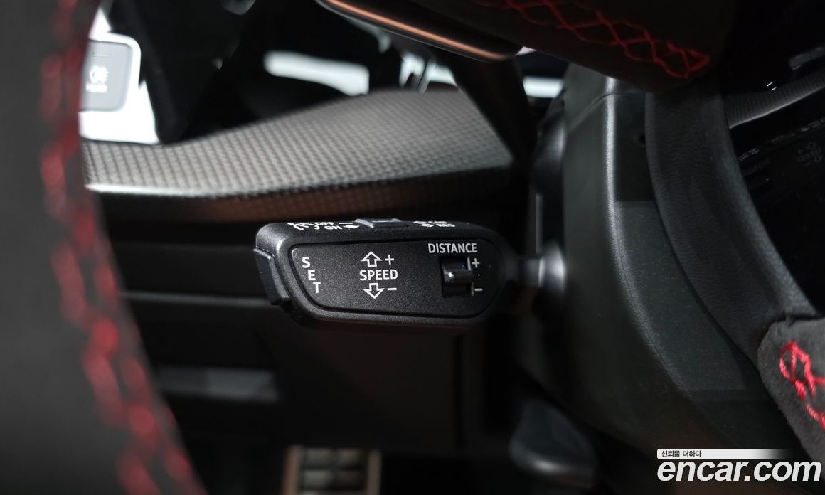 Audi RS3 (8Y) фото 28