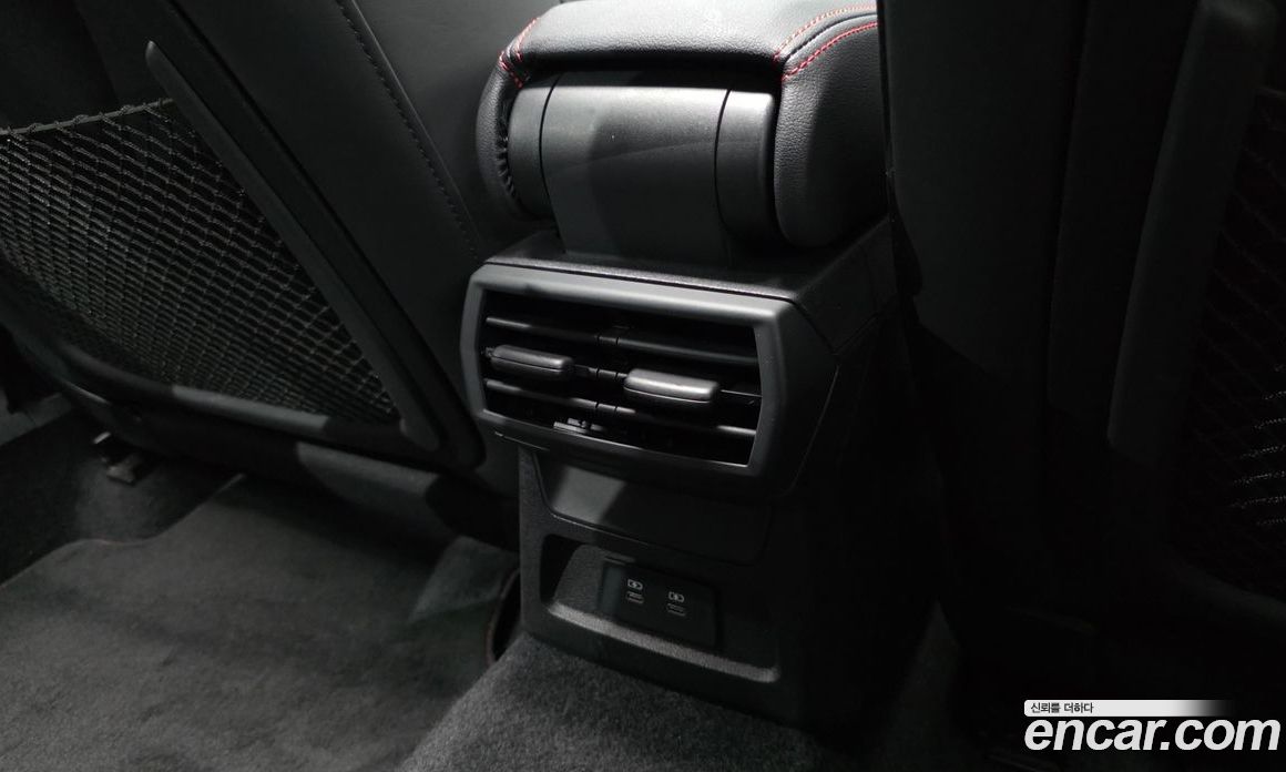 Audi RS3 (8Y) фото 32