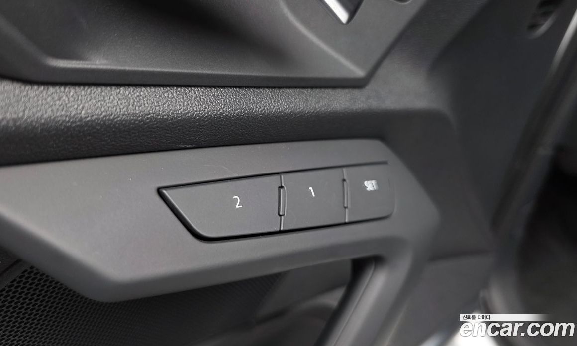 Audi RS3 (8Y) фото 35