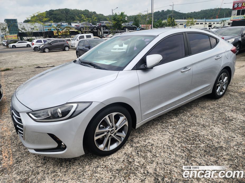 Hyundai Avante (AD) 6th Gen фото 3