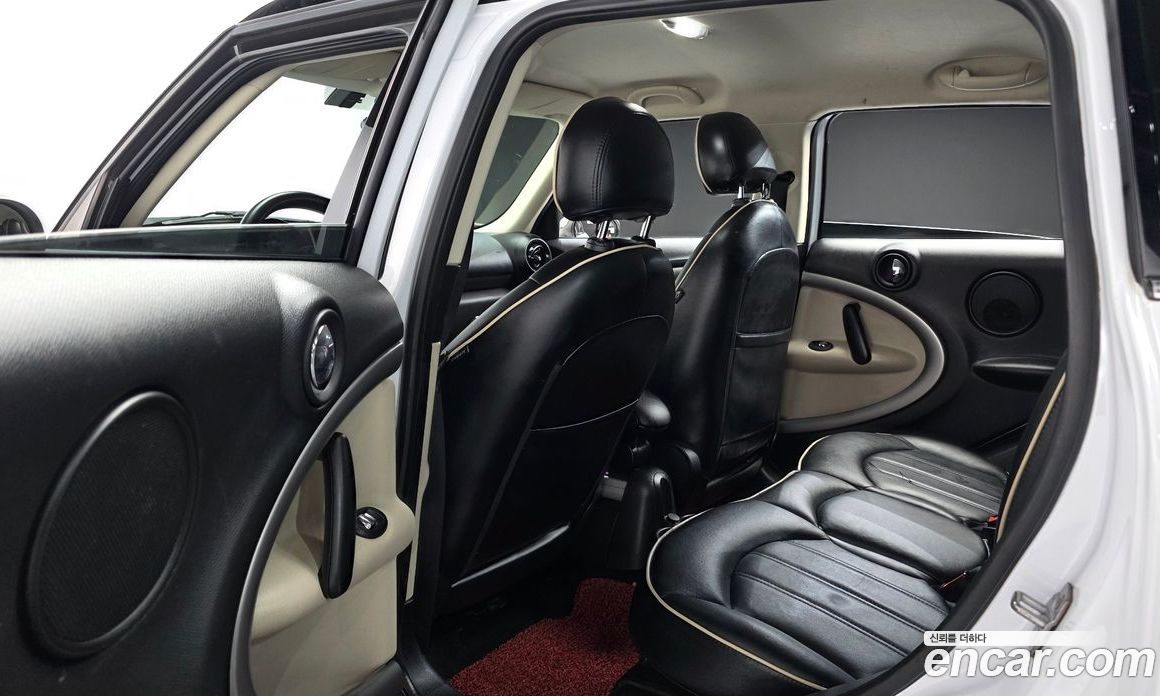 Mini Cooper Countryman D фото 11