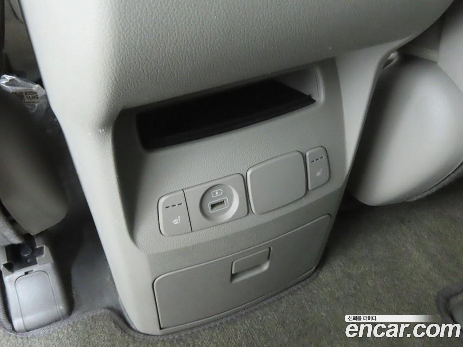 Kia Carnival 3rd Gen Restyling фото 16