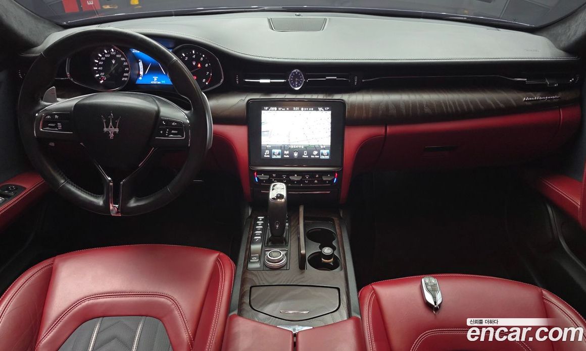 Maserati Quattroporte фото 7