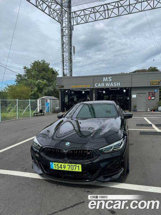 BMW 8-Series (G15) фото 3